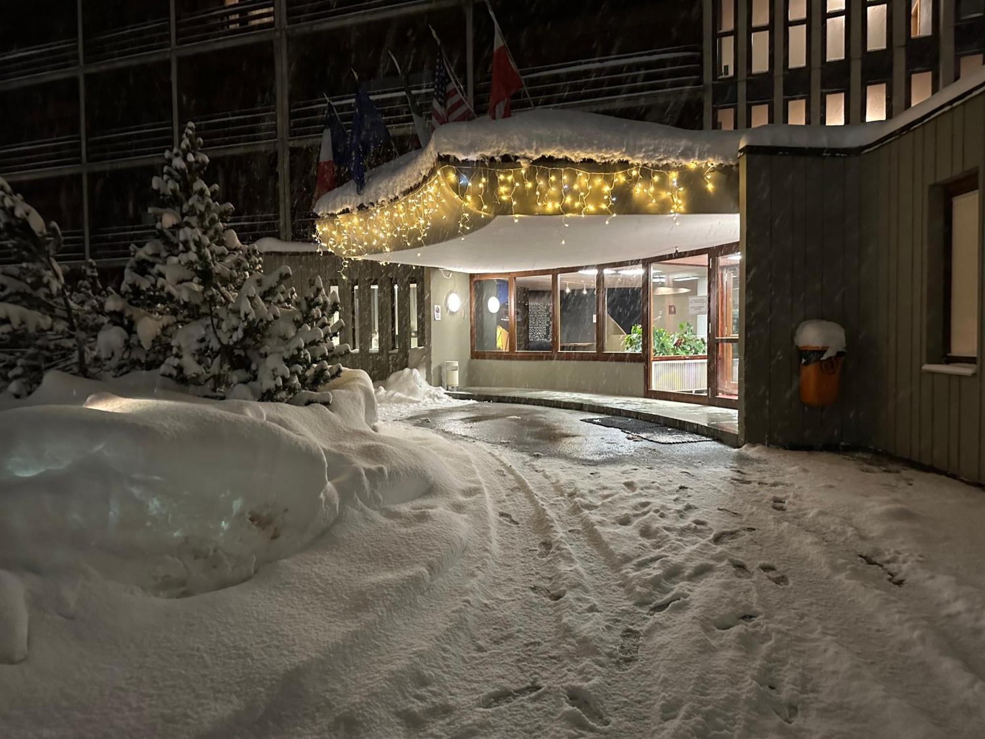 Appartamento I Dadi Cervinia Breuil-Cervinia Ngoại thất bức ảnh